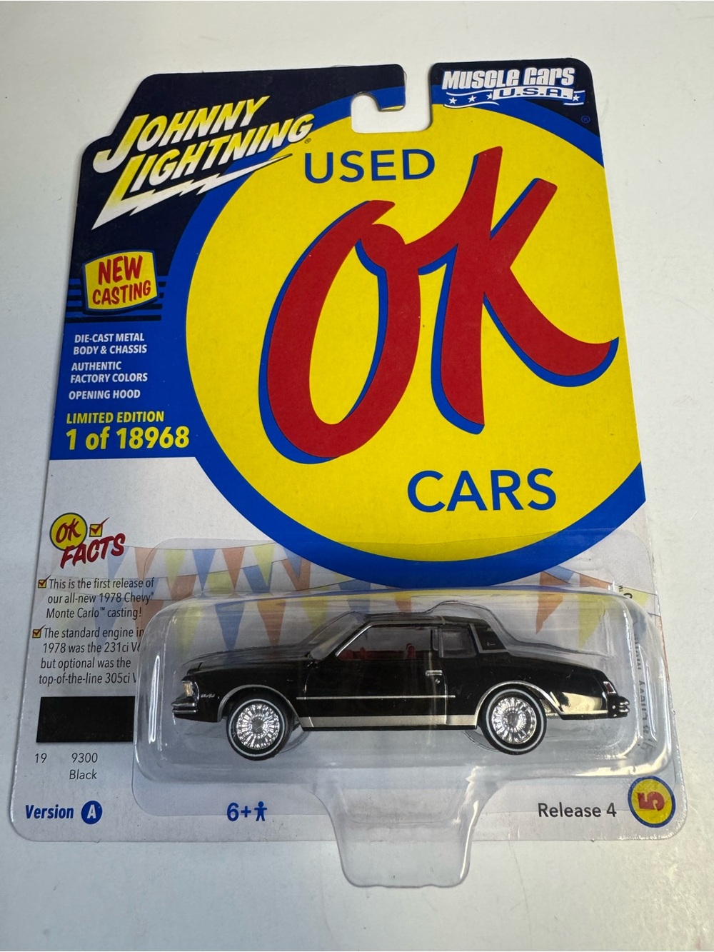 Johnny Lightning Muscle Cars 1977 CHEVY MONTE CARLO